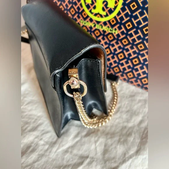 Tory Burch Robinson - Picture 4 of 8